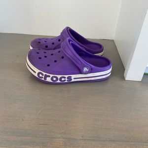 Crocs purple girl size 12